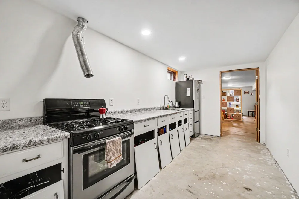 2605 Heverly Drive E Portage City, MI 49024