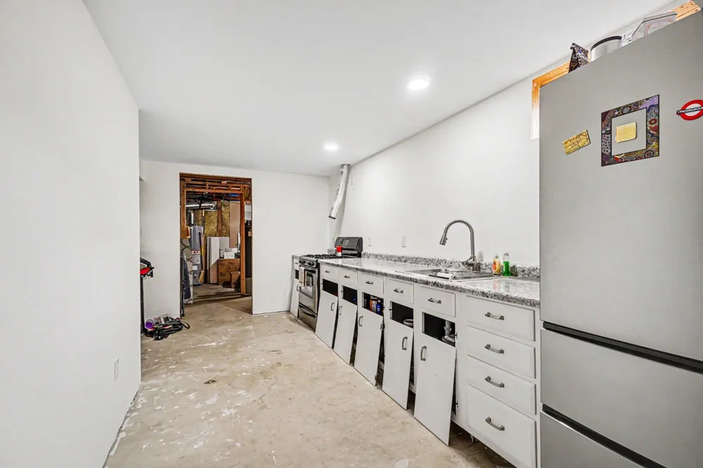 2605 Heverly Drive E Portage City, MI 49024