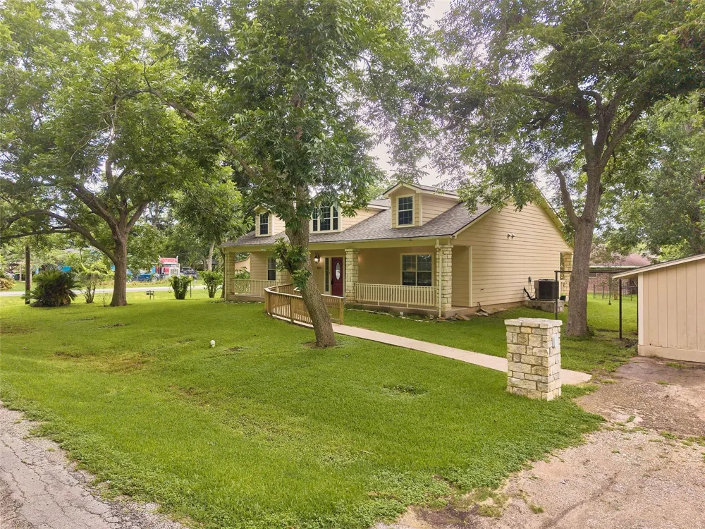 2605 Abell Street Wharton, TX 77488