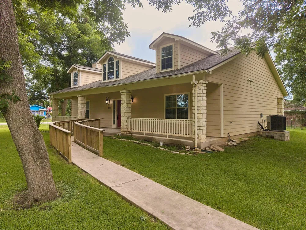 2605 Abell Street Wharton, TX 77488