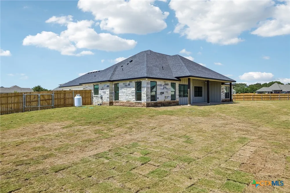 4007 Integrity Lane Salado, TX 76571