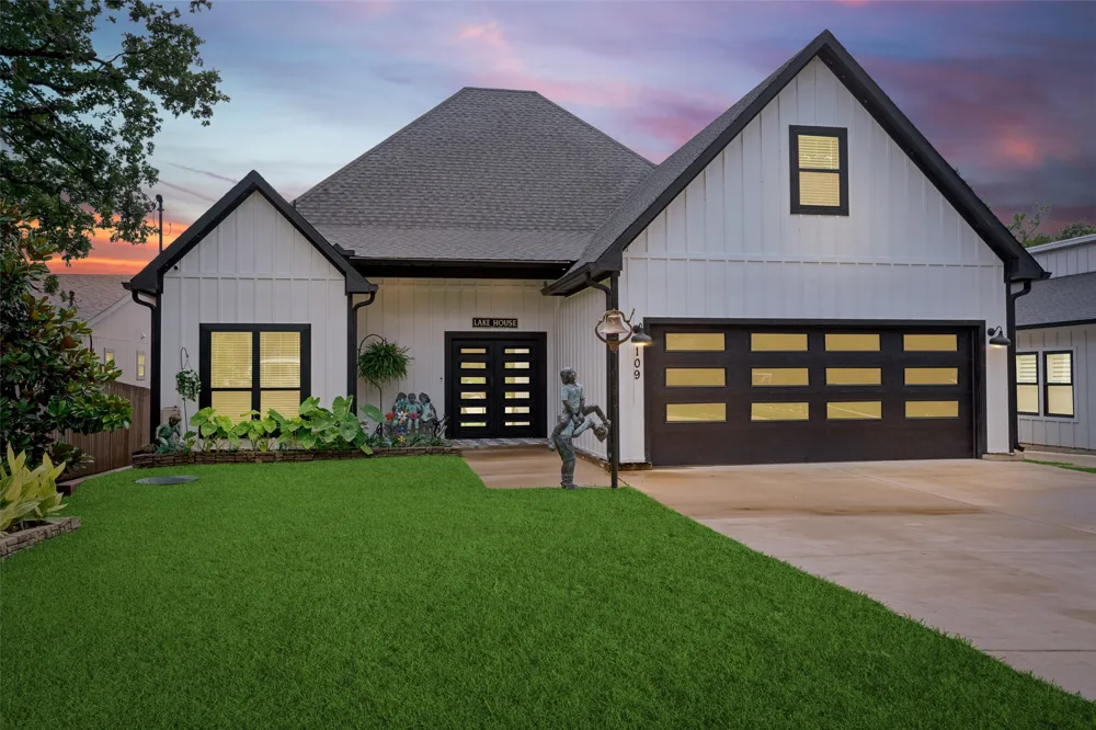 109 Autumn Wood Trail Gun Barrel City, TX 75156