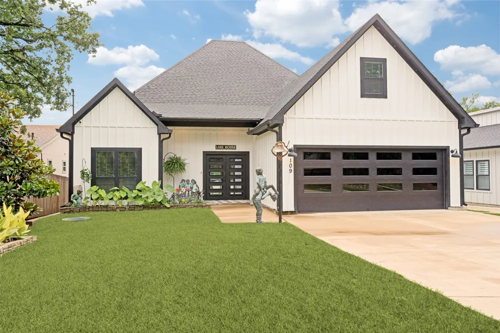 109 Autumn Wood Trail Gun Barrel City, TX 75156