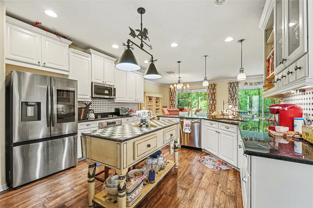 10202 HYANNISPORT LOOP San Antonio, FL 33576