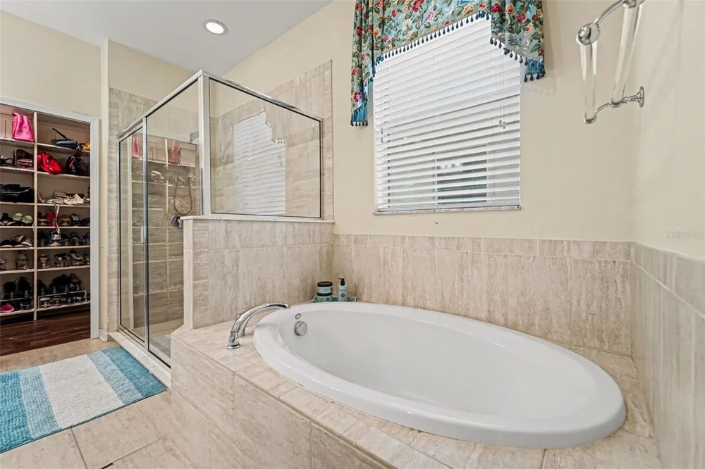 10202 HYANNISPORT LOOP San Antonio, FL 33576