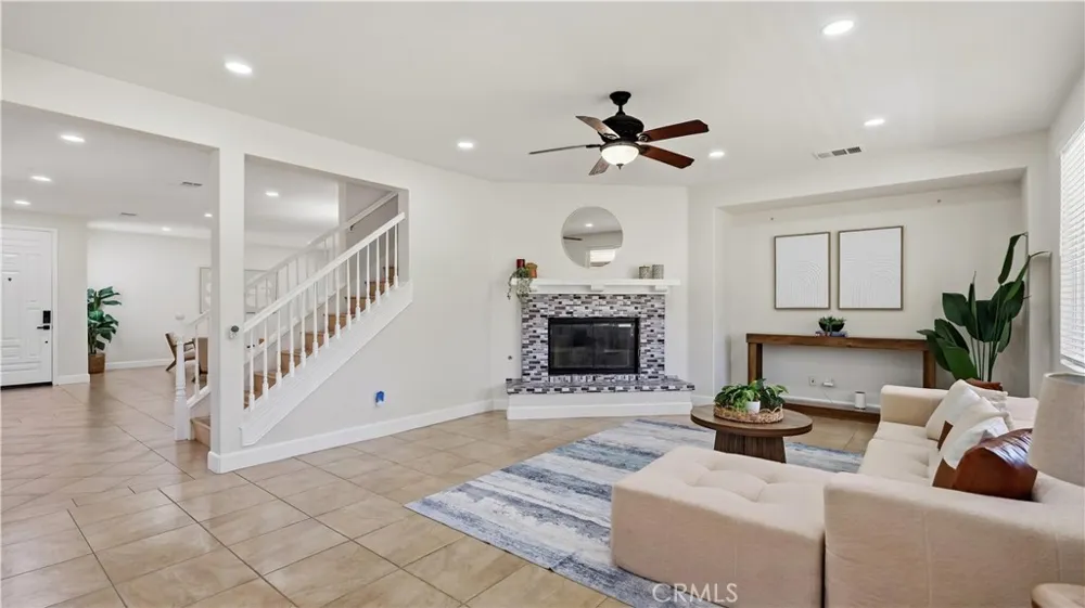13322 Brass Ring Eastvale, CA 92880