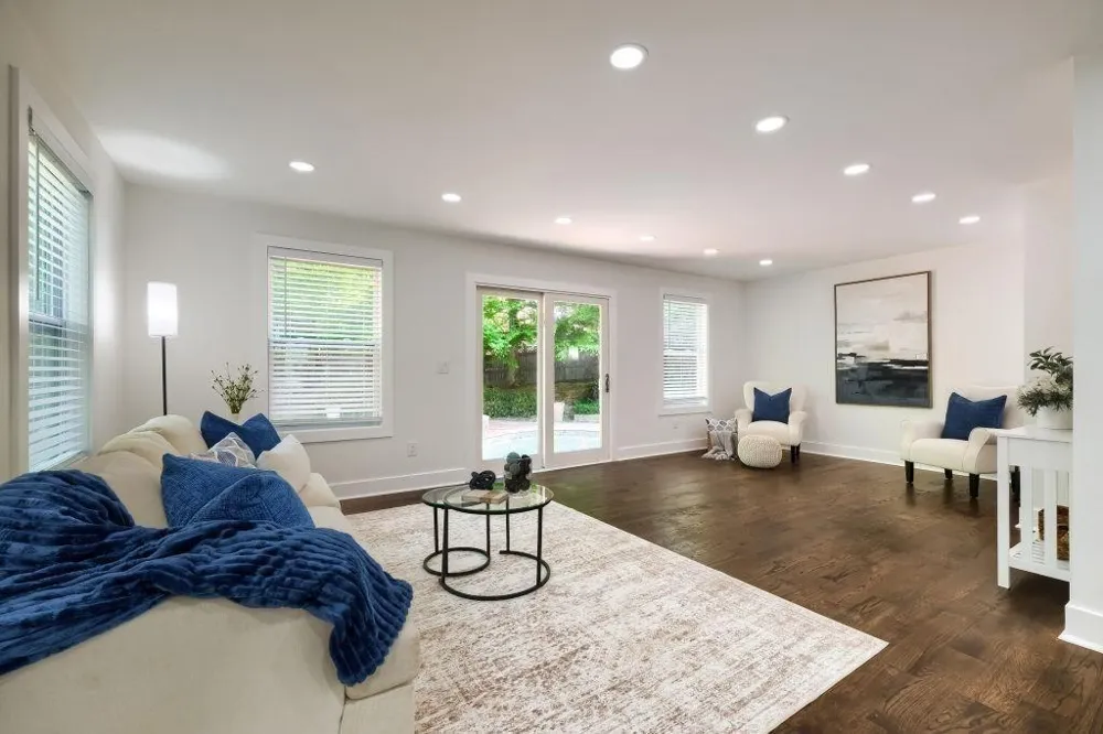 2368 Fenhurst Place Dunwoody, GA 30338