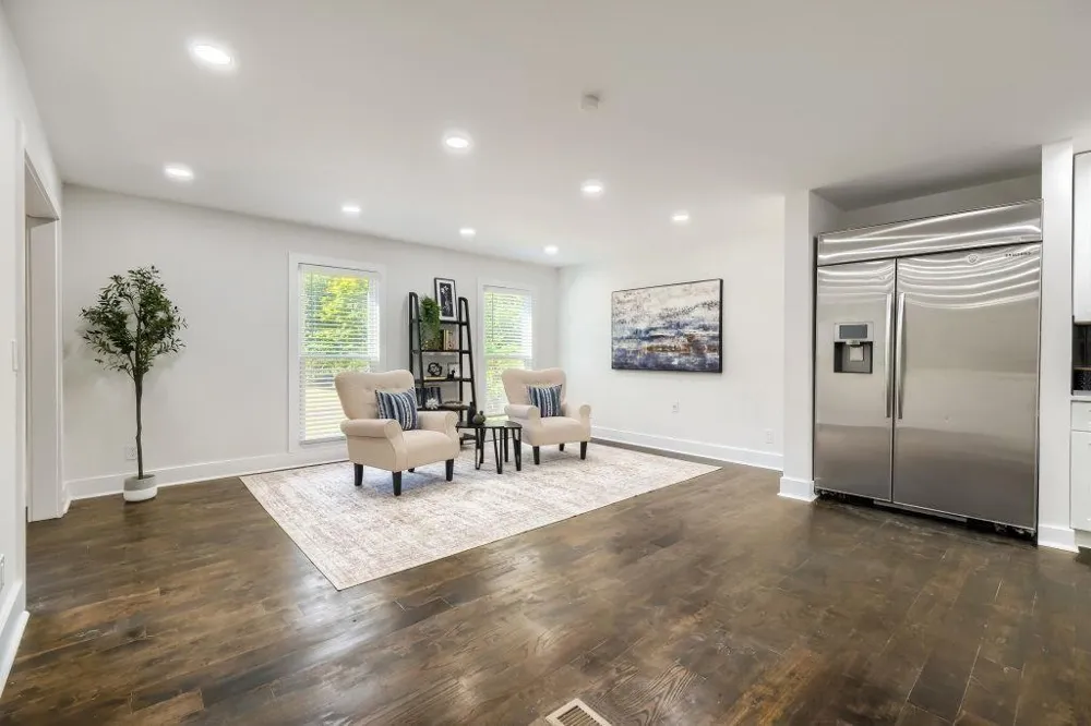 2368 Fenhurst Place Dunwoody, GA 30338