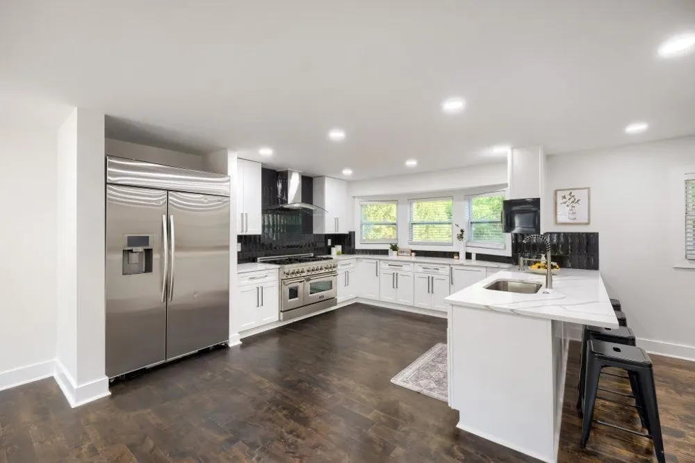 2368 Fenhurst Place Dunwoody, GA 30338