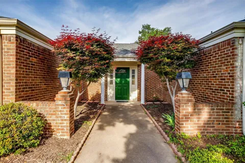 1101 Cypress Point