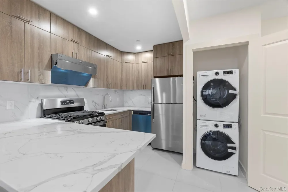 124-28 Queens Boulevard #10C Kew Gardens, NY 11415