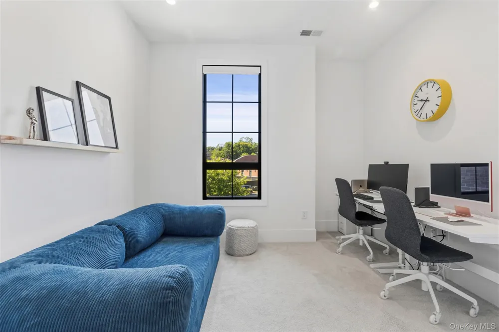 100 Legend Drive #206 Sleepy Hollow, NY 10591