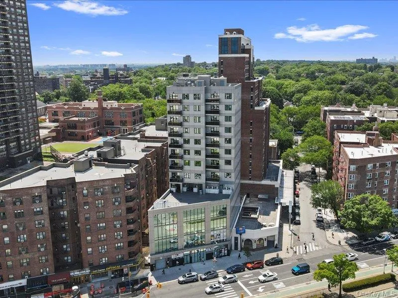 124-28 Queens Boulevard #12A Kew Gardens, NY 11415