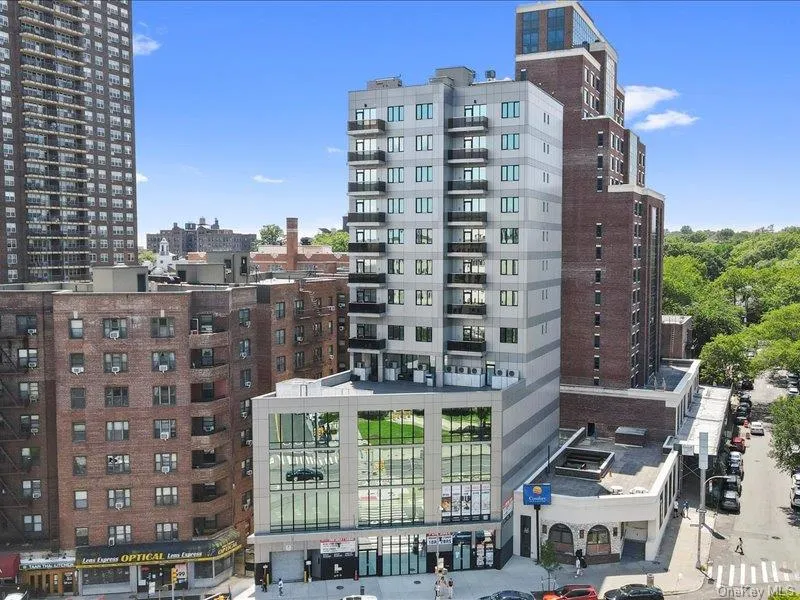 124-28 Queens Boulevard #8A Kew Gardens, NY 11415