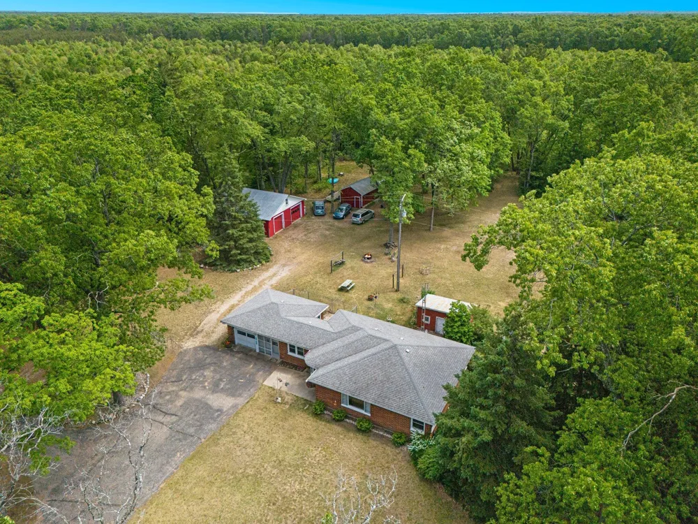 4765 Caberfae Highway Manistee, MI 49660