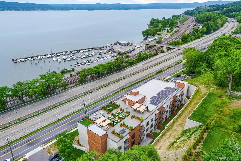 25 S Riverside Avenue #108 Croton-on-Hudson, NY 10520