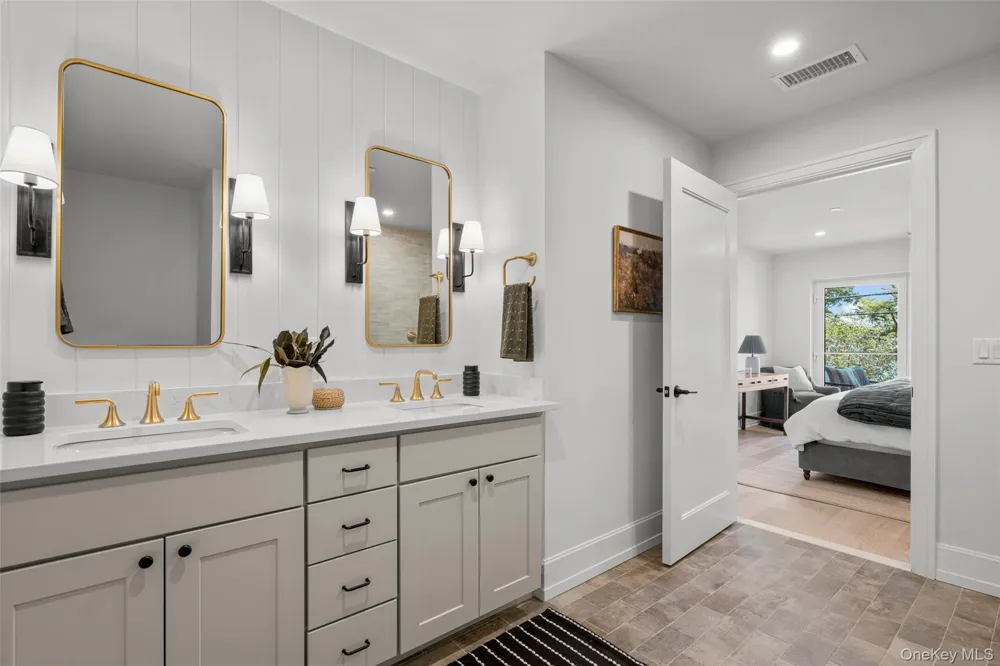 25 S Riverside Avenue #108 Croton-on-Hudson, NY 10520