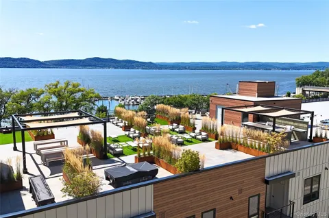 25 S Riverside Avenue #211