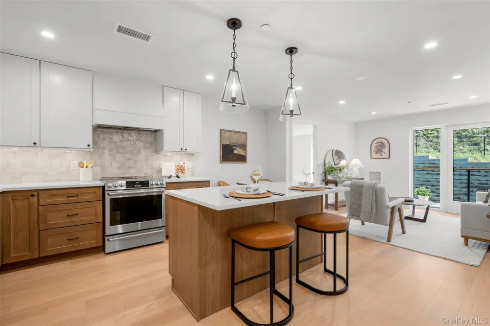 25 S Riverside Avenue #211 Croton-on-Hudson, NY 10520