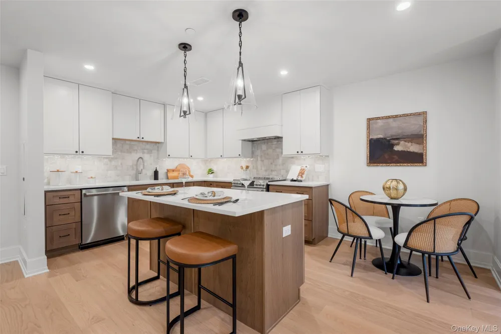 25 S Riverside Avenue #211 Croton-on-Hudson, NY 10520