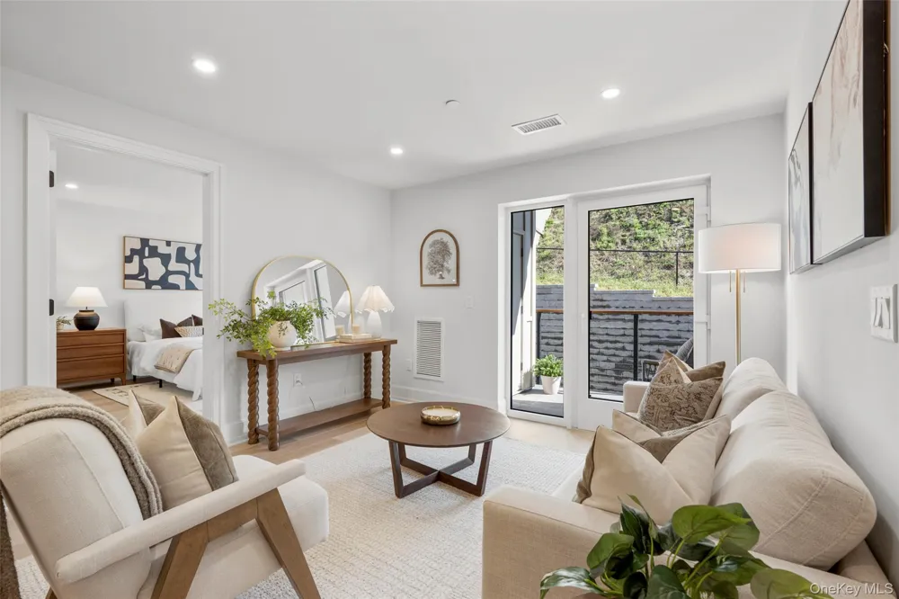 25 S Riverside Avenue #211 Croton-on-Hudson, NY 10520