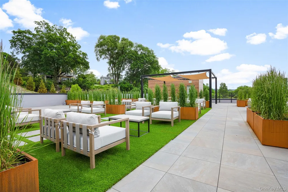 25 S Riverside Avenue #211 Croton-on-Hudson, NY 10520