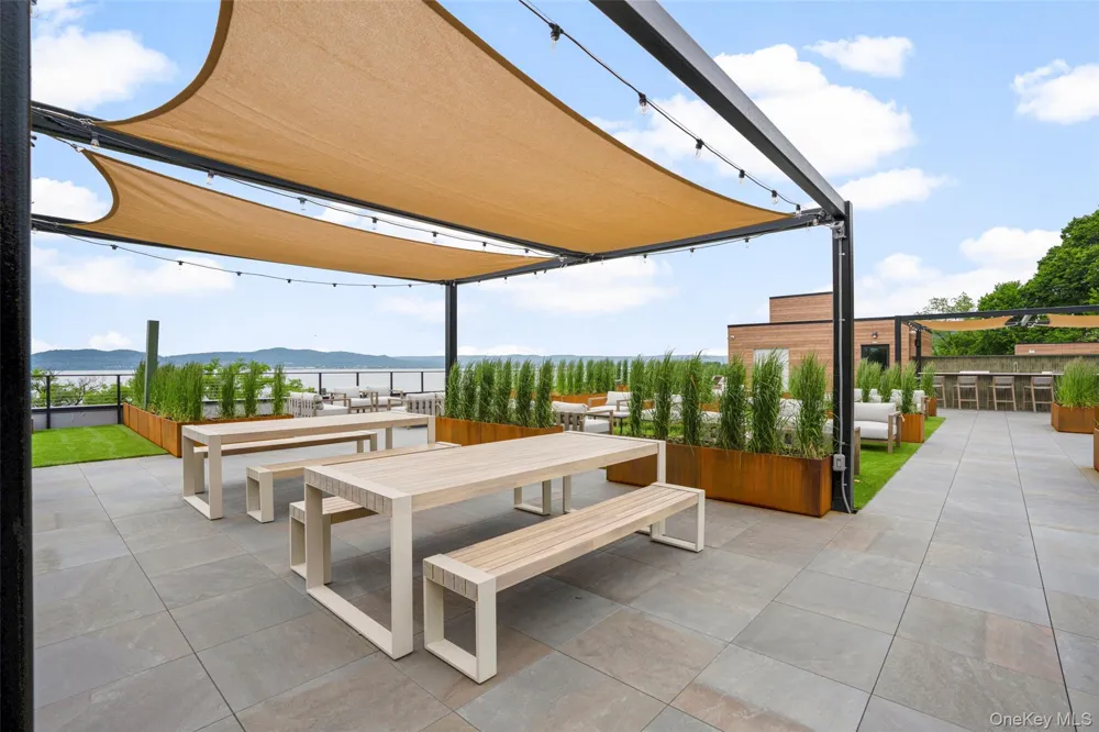 25 S Riverside Avenue #211 Croton-on-Hudson, NY 10520