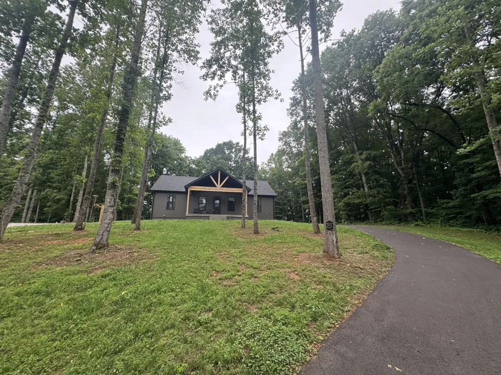144 Hasty Dr Lynchburg, TN 37352