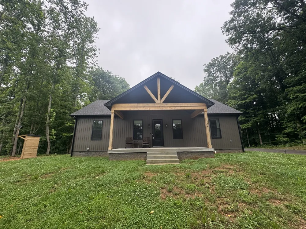 144 Hasty Dr Lynchburg, TN 37352