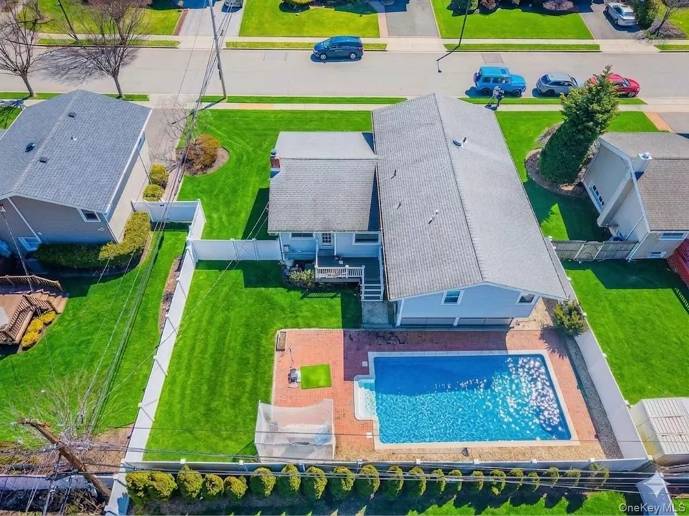47 Favorite Lane Jericho, NY 11753