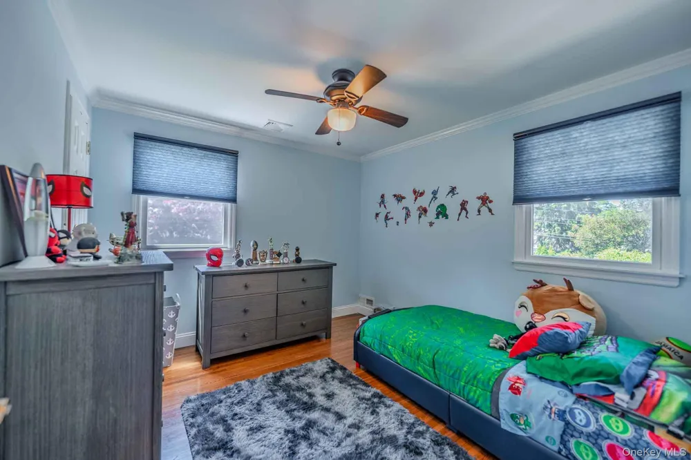 96 Eagle Lane Hauppauge, NY 11788