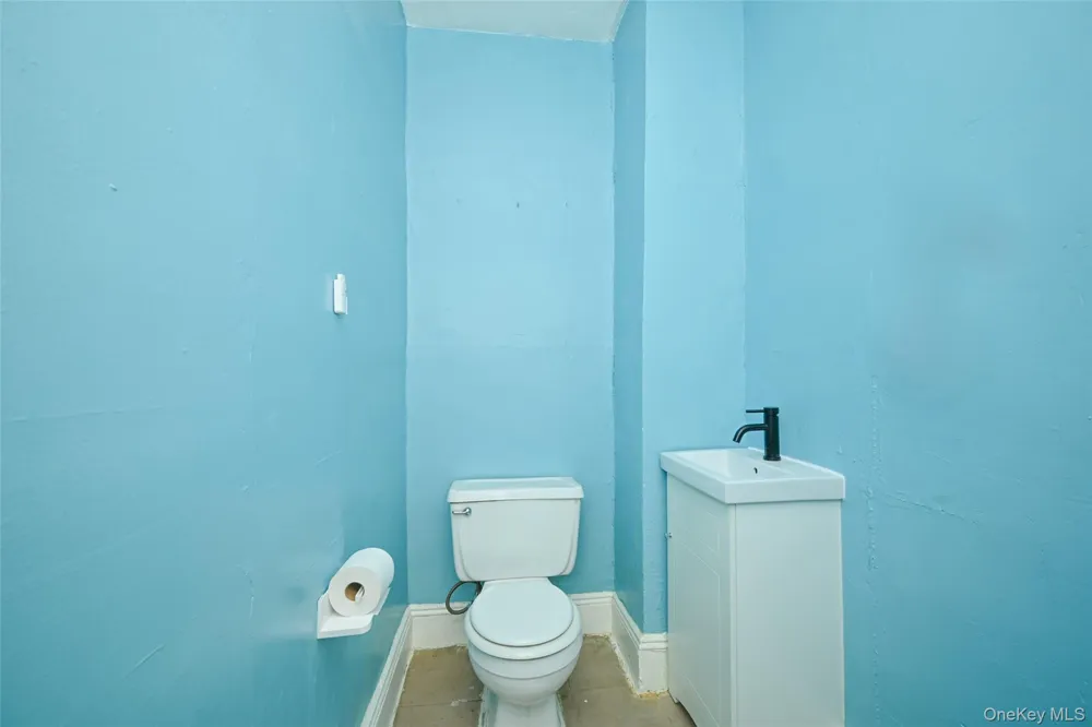 18806 Mangin Avenue Saint Albans, NY 11412