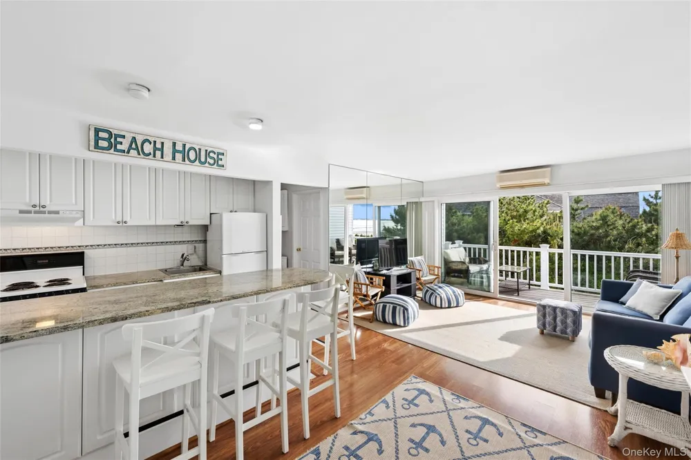 281 Dune Road #17B Westhampton Beach, NY 11978