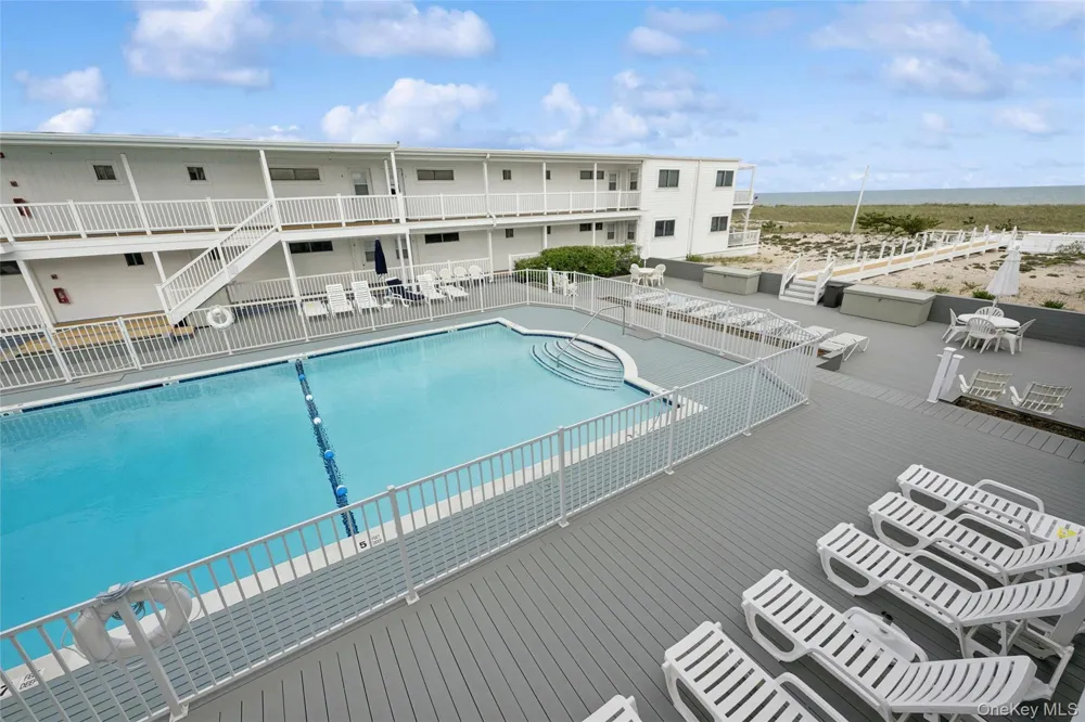 281 Dune Road #17B Westhampton Beach, NY 11978