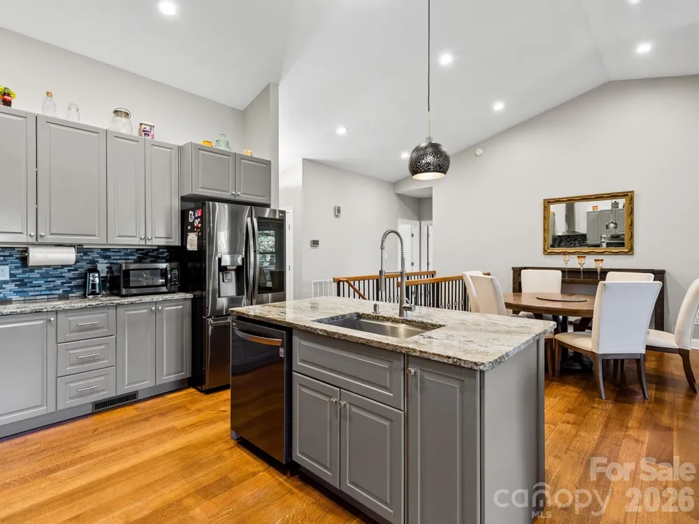 156 Dogwood Drive Weaverville, NC 28787