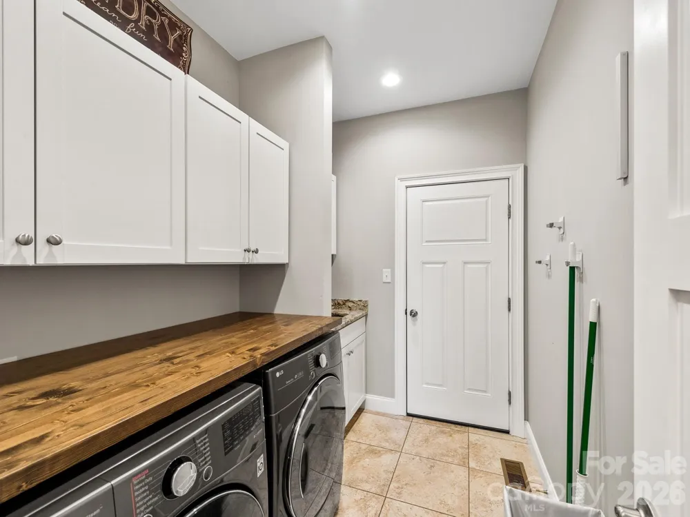 156 Dogwood Drive Weaverville, NC 28787