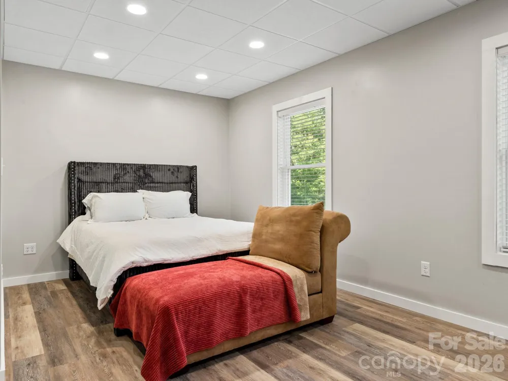 156 Dogwood Drive Weaverville, NC 28787