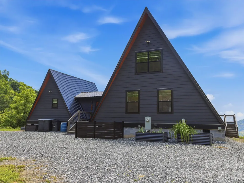 1877 Wilson Cove Road Canton, NC 28716