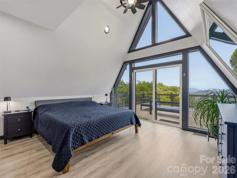 1877 Wilson Cove Road Canton, NC 28716