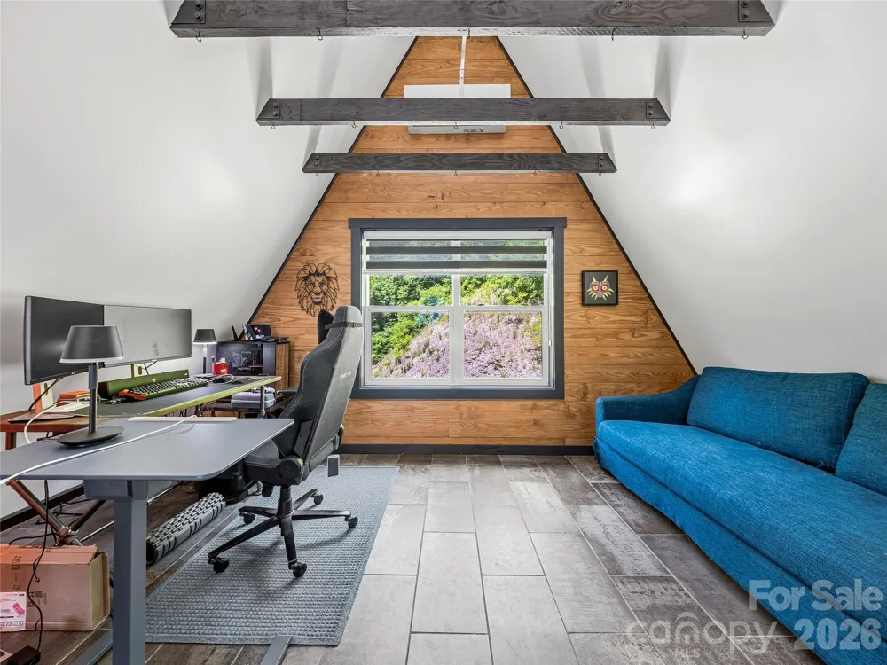 1877 Wilson Cove Road Canton, NC 28716