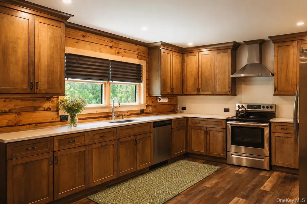 76 Woodlands Trail Clinton Corners, NY 12514