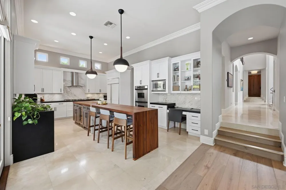 14004 Mercado Drive Del Mar, CA 92014
