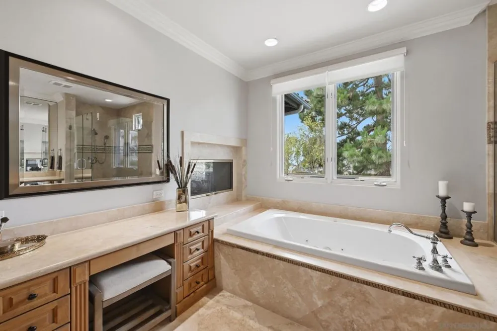 14004 Mercado Drive Del Mar, CA 92014