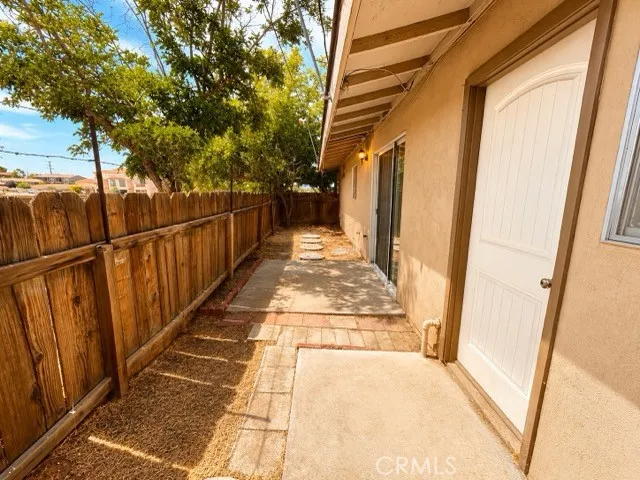 19140 US Highway 18 Apple Valley, CA 92307