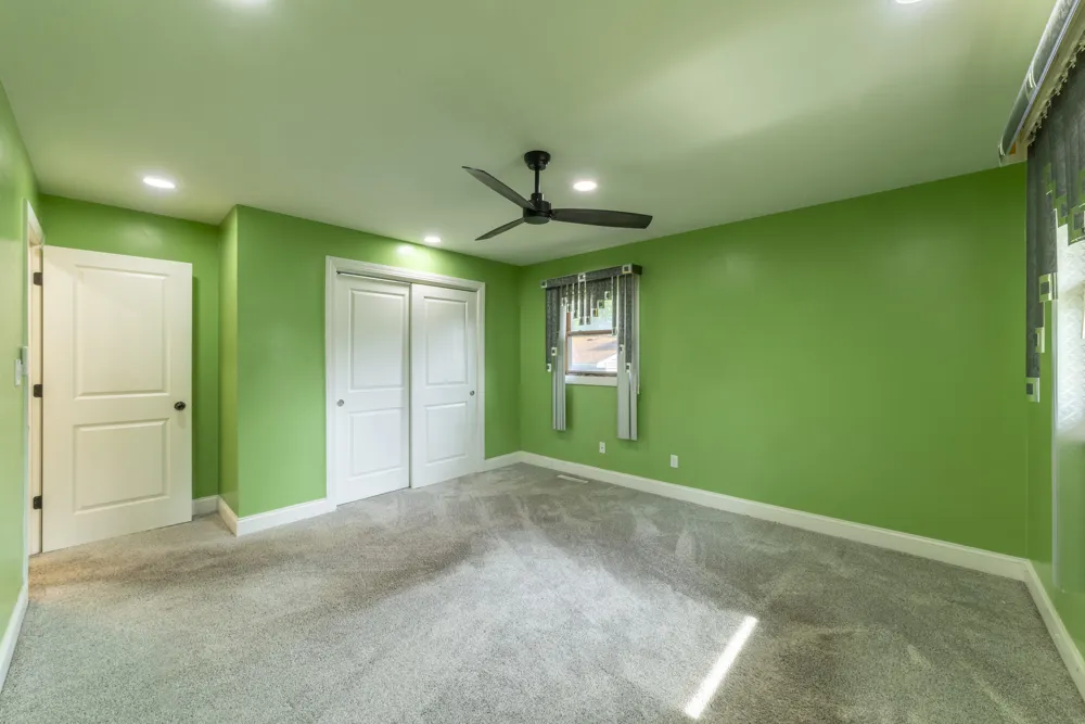 9619 Greenwood Avenue Munster, IN 46321