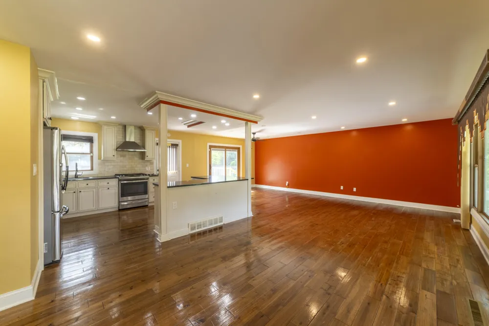 9619 Greenwood Avenue Munster, IN 46321