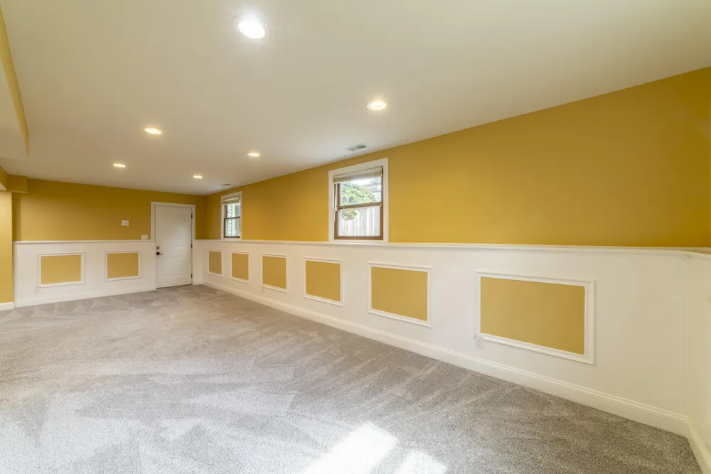 9619 Greenwood Avenue Munster, IN 46321