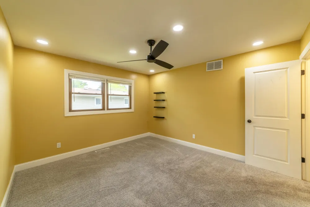 9619 Greenwood Avenue Munster, IN 46321