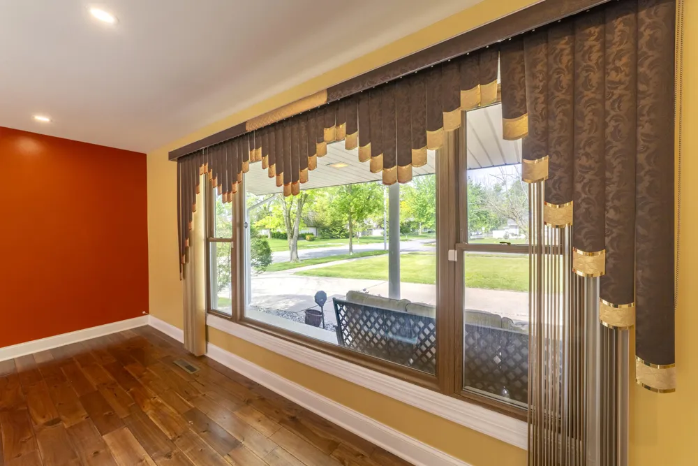 9619 Greenwood Avenue Munster, IN 46321
