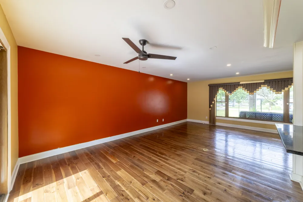 9619 Greenwood Avenue Munster, IN 46321